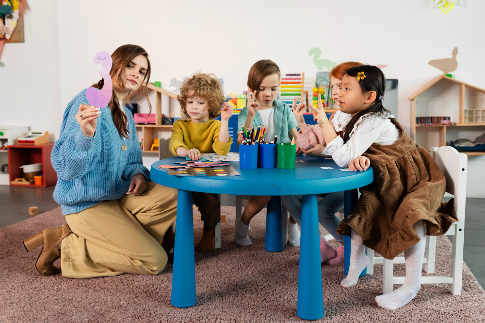 Minik Kalpler İçin Büyük Hayallerle Yola Çıktık Minik Kalpler İçin Büyük Hayallerle Yola Çıktık